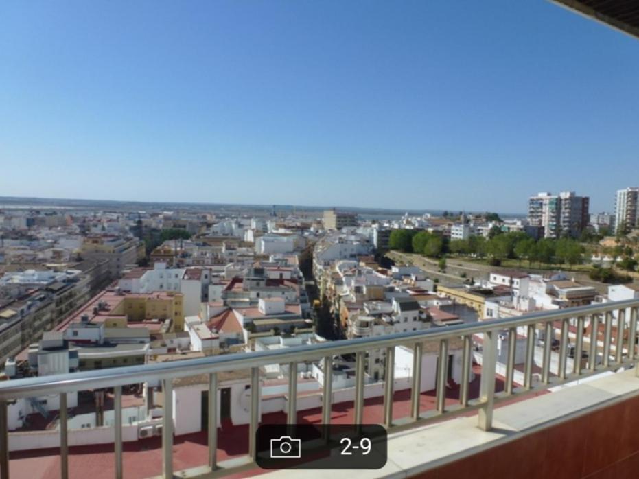 En Pleno Centro, Con Inmejorables Vistas Appartement Huelva Buitenkant foto